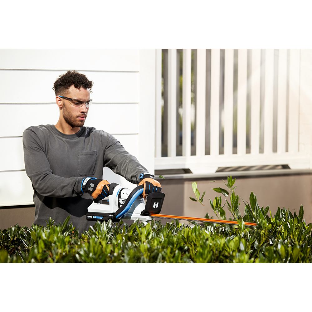 40V 24" Hedge Trimmer Kitbanner image